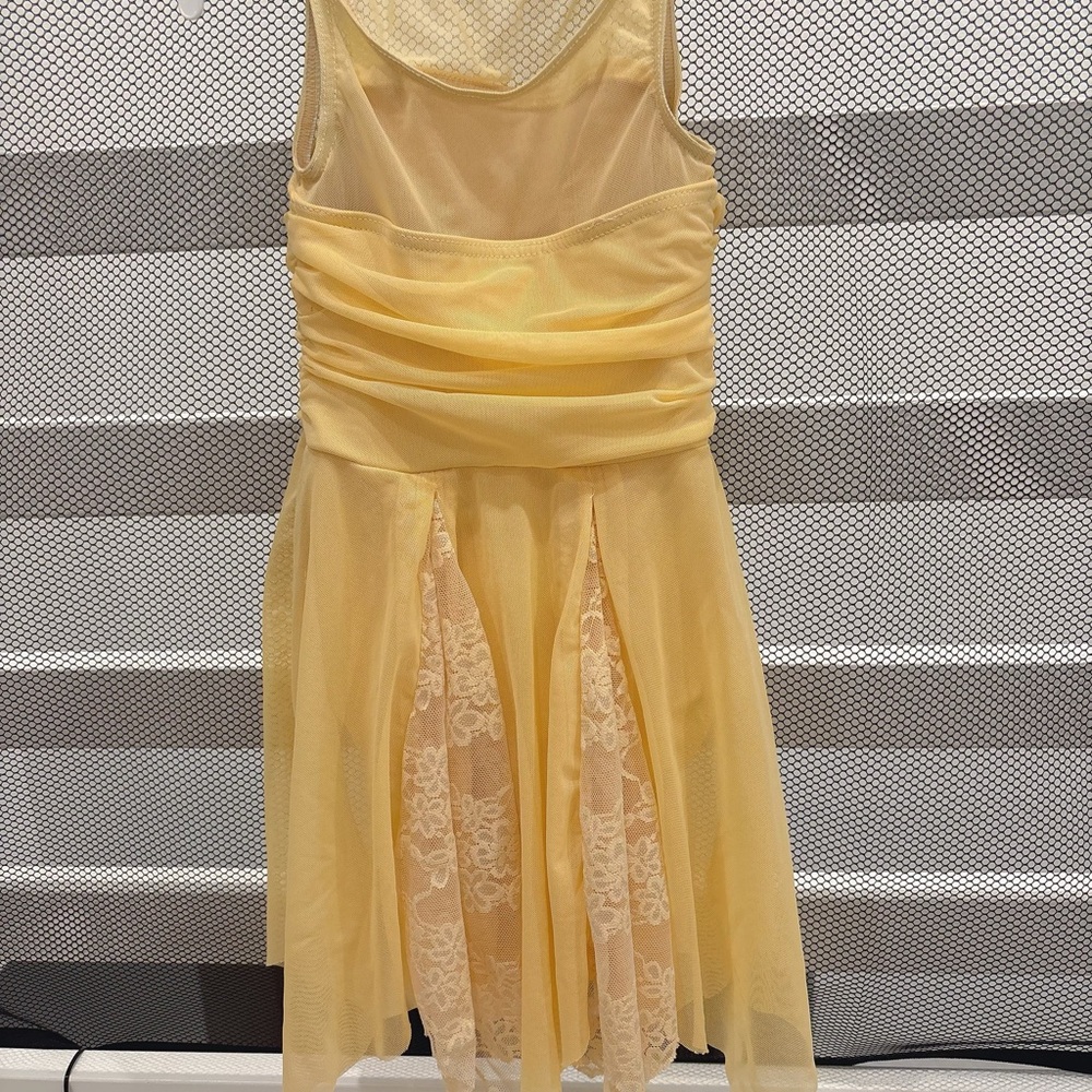 Weissman Girls Dance / Ballet Costume 4-5T Child Costume Girl Dress Yellow Lace